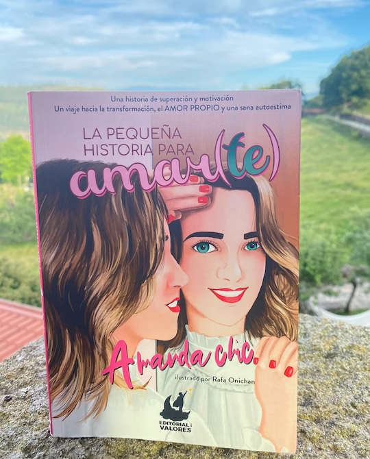 La influencer Amanda Chic publica su primer libro sobre el amor propio, la autoestima y el empoderamiento